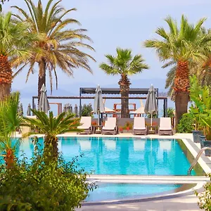 3* فندق Moyo Luxury &